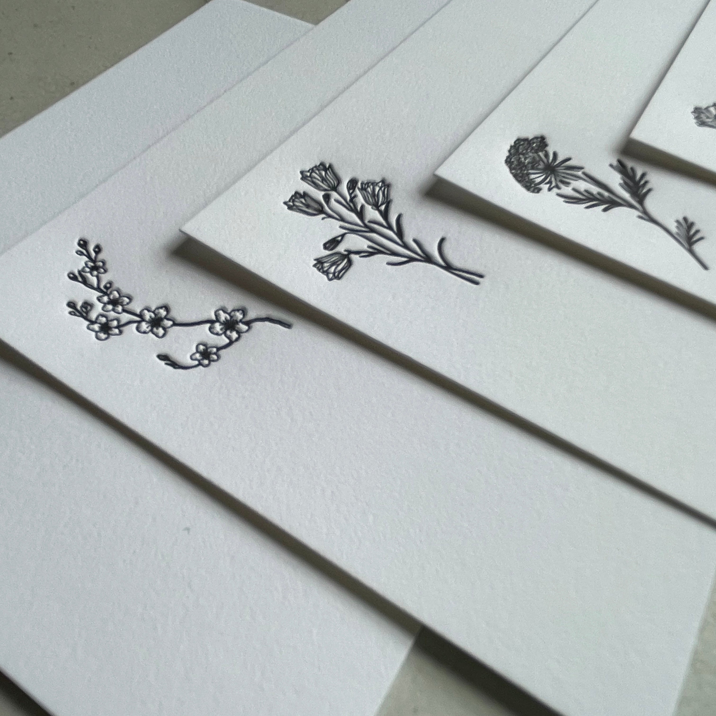 Set of 5, Floral Handprinted Letterpress Notecards with Printed Envelopes. - Hearty Greetings