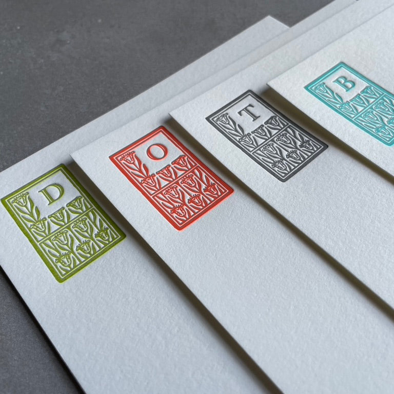 Art Deco: Custom Initial Letterpress Stationery. Personalized Notecards with Envelopes. - Hearty Greetings