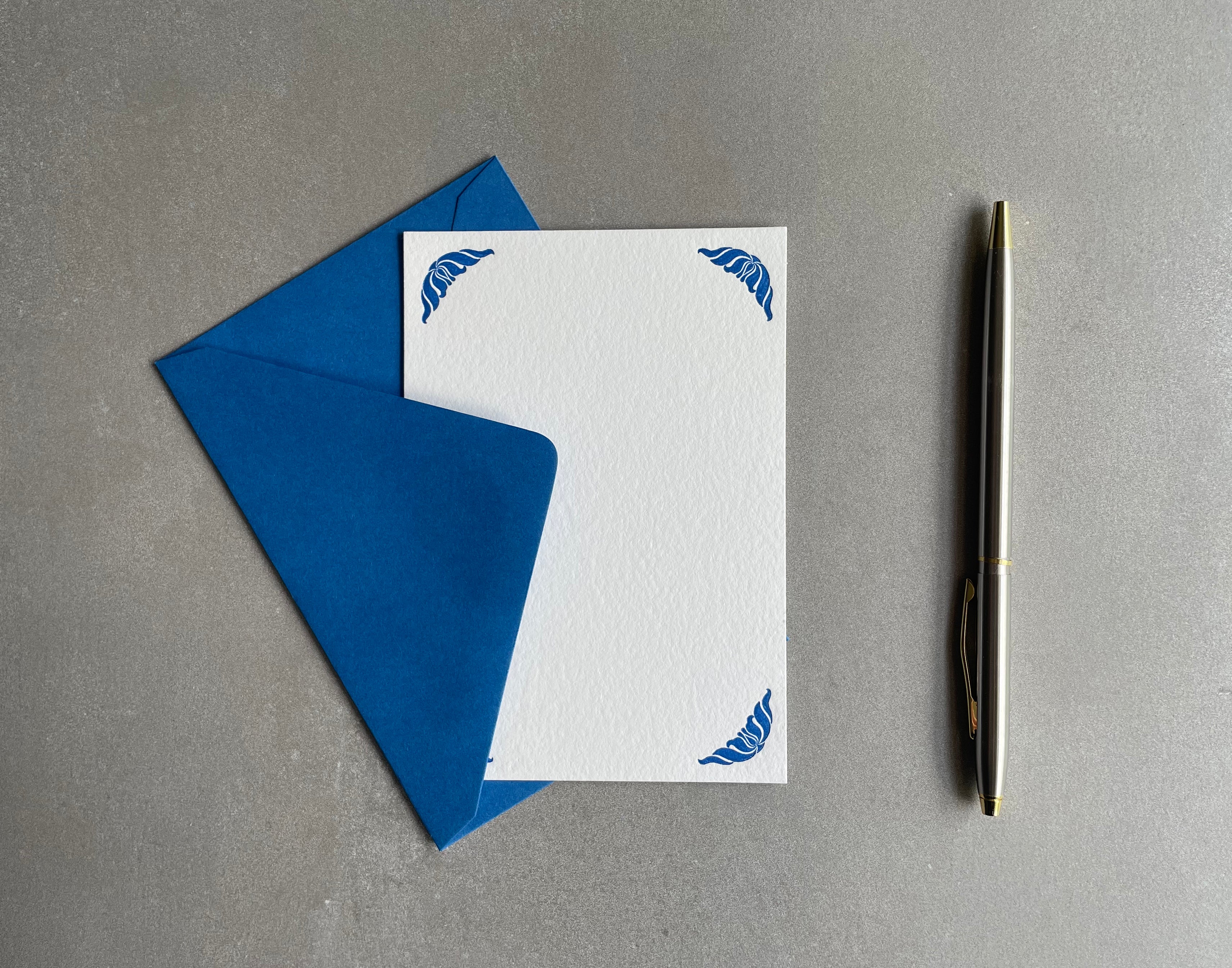 Set of 5, Handprinted Deco Border Letterpress Notecard Set with Envelopes. - Hearty Greetings